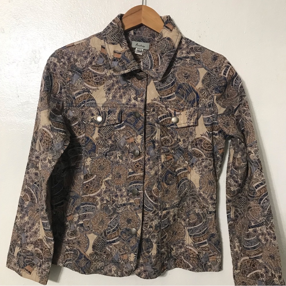 Analogy jacket size M